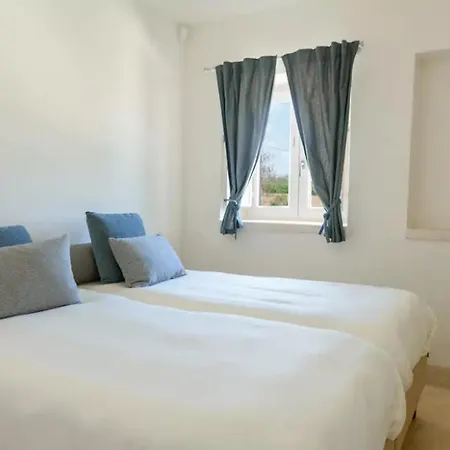 Trulli Terrarossa Con Piscina 빌라 *