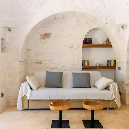 Trulli Terrarossa Con Piscina * Μαρτίνα Φράνκα