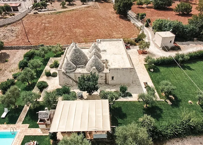 别墅 Trulli Terrarossa Con Piscina 马丁纳弗兰卡